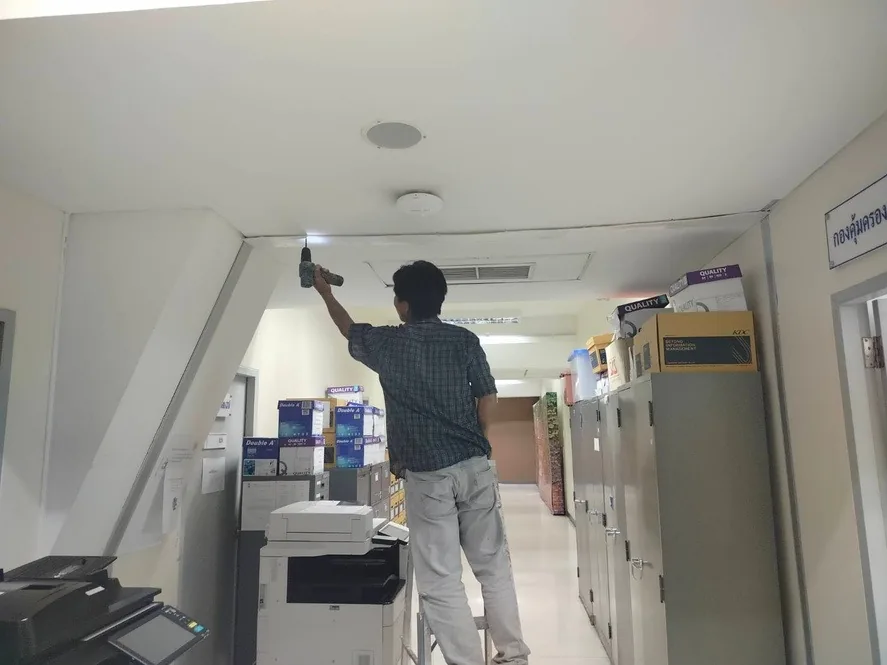 Office renovation, Chaeng Watthana Government Complex — photo 4